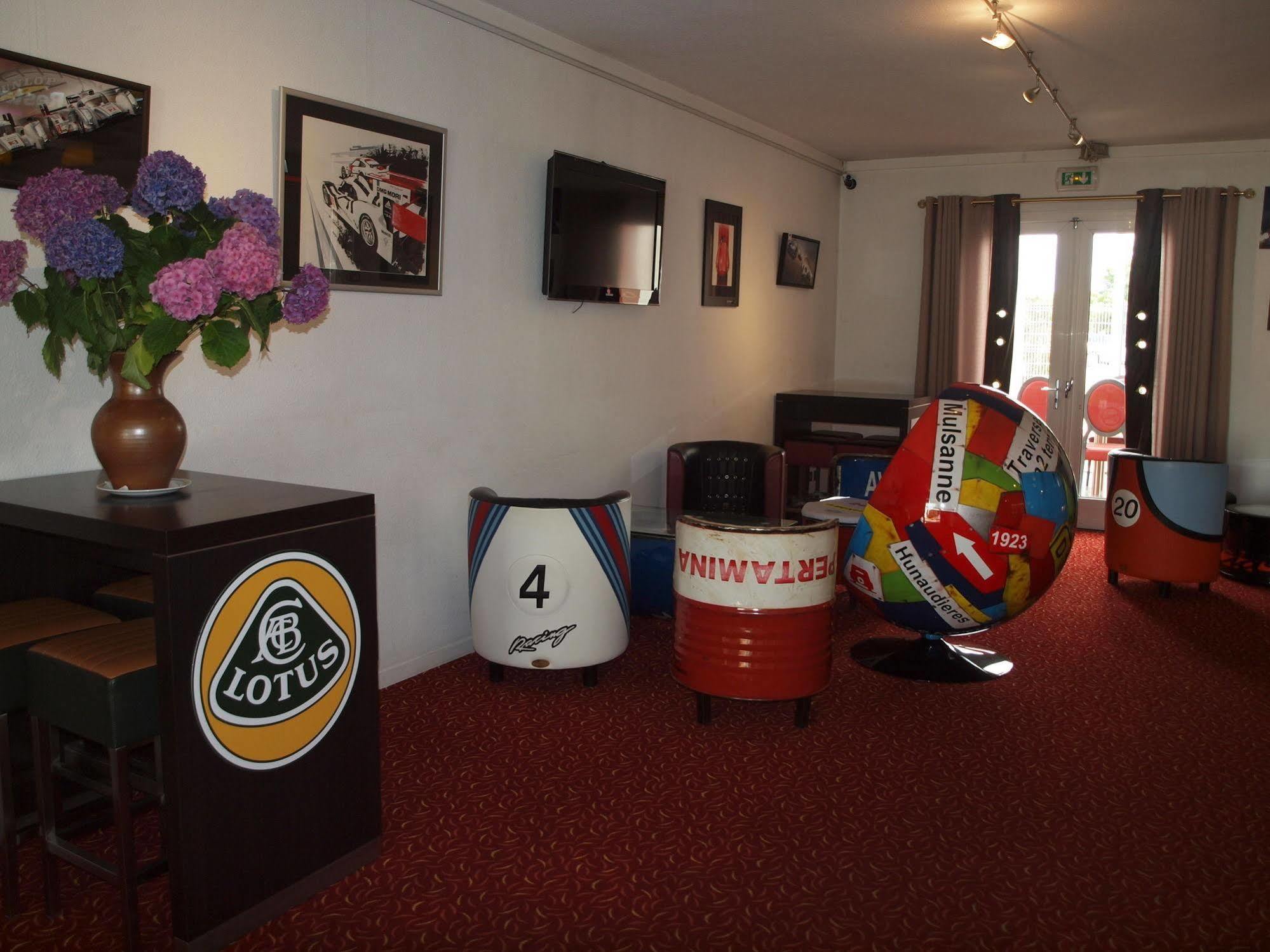 Hotel Brit Le Le Mans Sud 3*